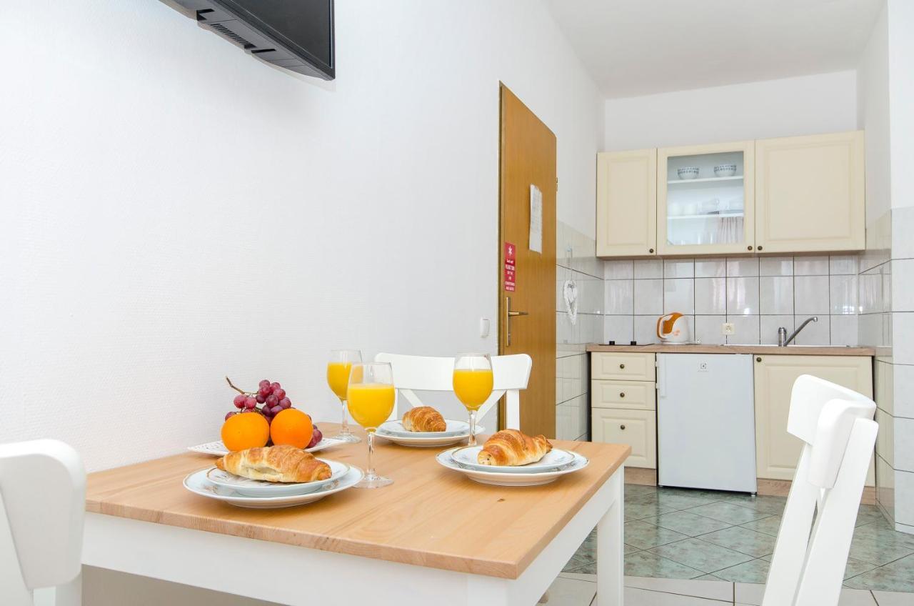 Ferienwohnung House Kovacevic Makarska Exterior foto